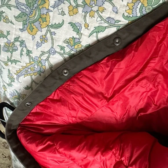 Fjallraven Red Hooded Poncho - Picture 6 of 9